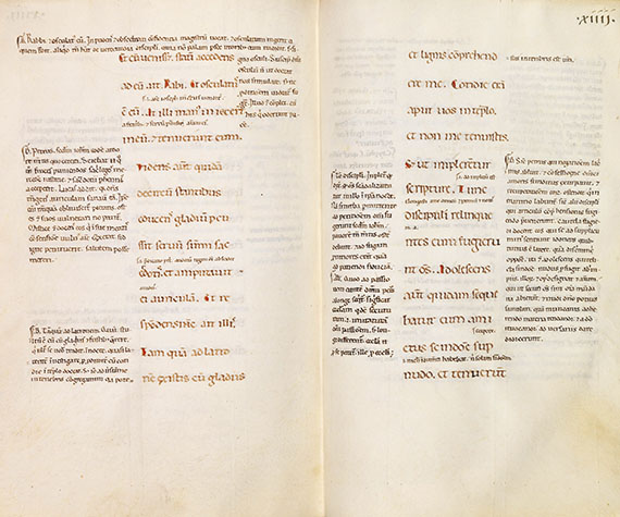 Manuskripte - Markus-Evangelium mit Glossa ordinaria. Pergamenthandschrift, Italien